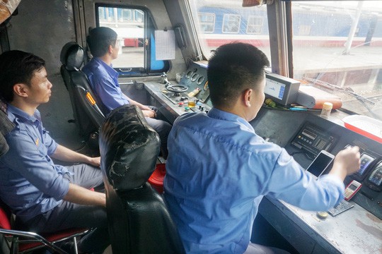 Bộ Y tế đang điều chỉnh tiêu chuẩn sức khoẻ nghề lái tàu - Ảnh 1.